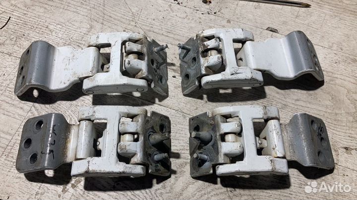 Петли на задние двери для Форд Транзит С14-21