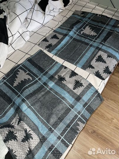 Постельное белье 1.5 новое