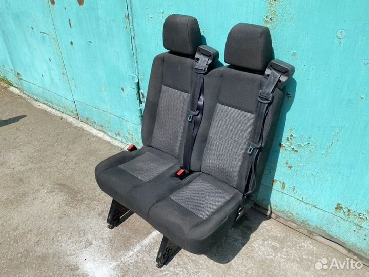 Сиденье пассажирское двойное Ford Transit 8