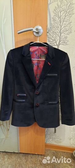 Пиджак на мальчика