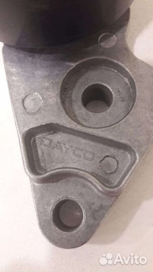 Натяжной ролик грм