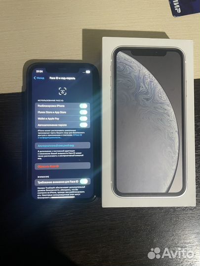 iPhone Xr, 64 ГБ