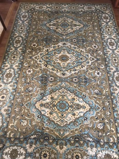 Ковер шерстяной ручной работы