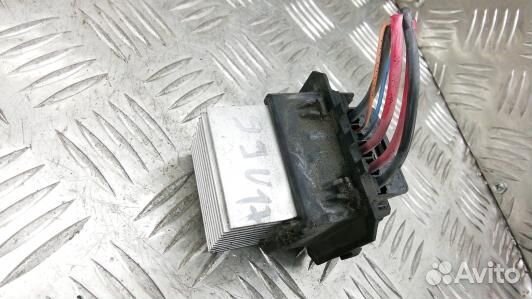 Сопротивление печки renault scenic 3 (99U17KL01)