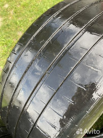 Michelin Pilot Sport 4 S 285/40 R22 и 325/35 R22