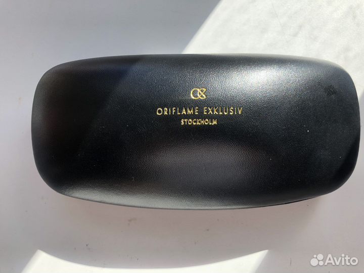 Солнцезащитные очки