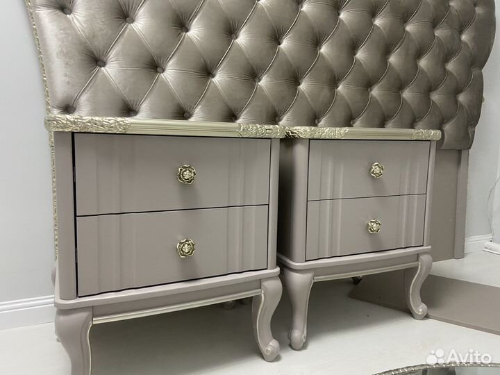 Тумбочки прикроватные новые