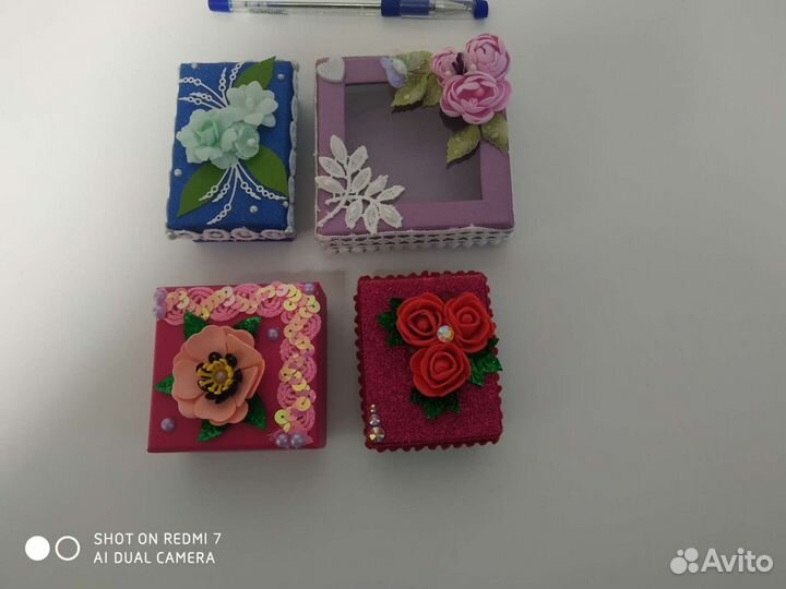 Картонные коробки для упаковки подарка