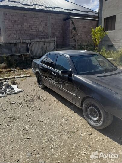 Mercedes-Benz E-класс 2.2 МТ, 1997, 450 000 км