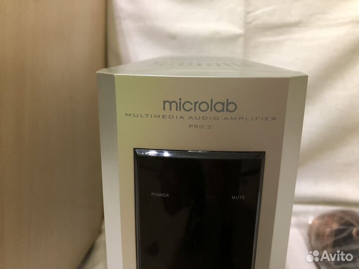 Microlab PRO-3 Hi-Fi 90 Вт активные колонки 2.0