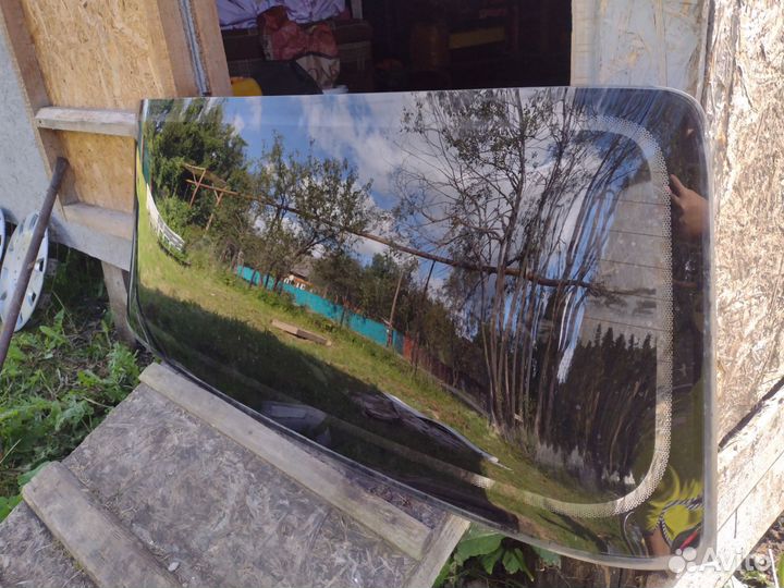 Стекло заднее ваз 2106