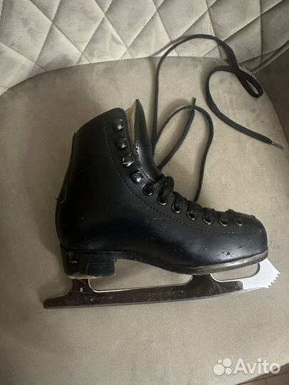 Коньки фигурные