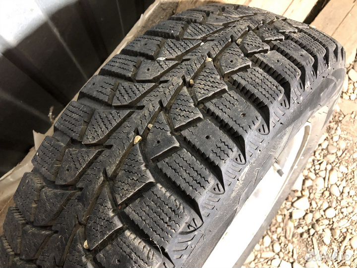 Kumho I'Zen KW31 185/70 R14