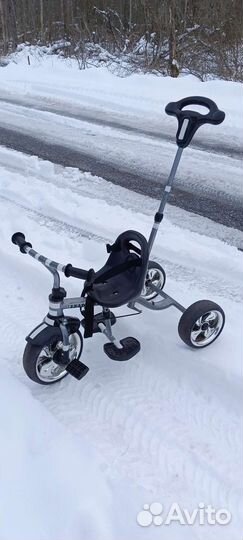 Трехколесный велосипед