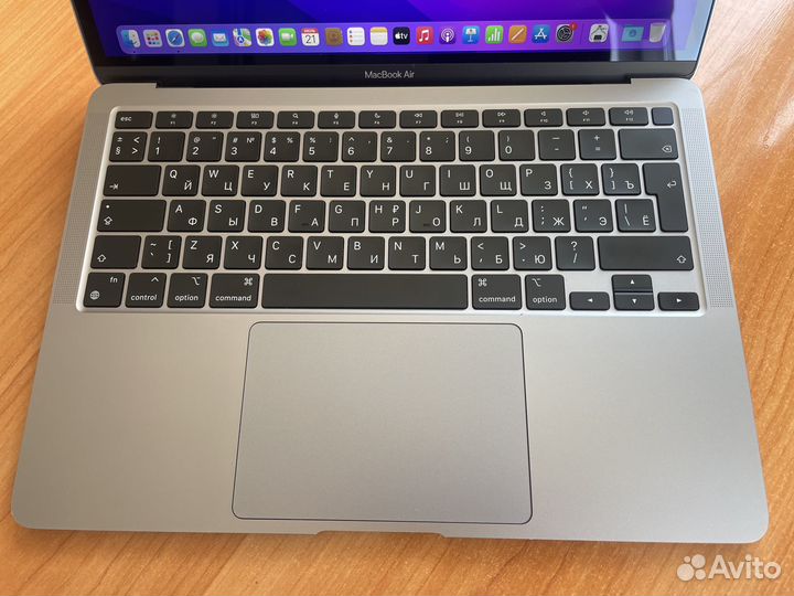Apple macbook air 13 2020 m1 8gb 256 идеал, компл