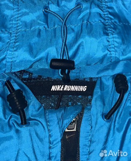 Nike Dri-Fit L