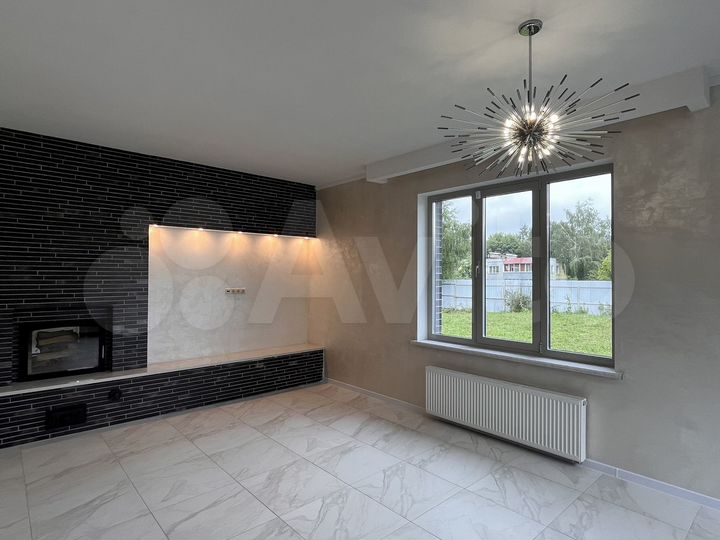 Дом 228 м² на участке 20 сот.