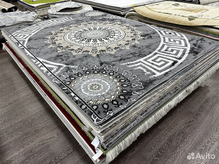 Ковер 240*340 новый, серый