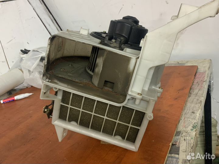 Моторчик печки mitsubishi montero sport