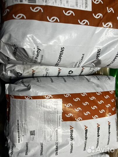 Корм для прудовой рыбы coppens