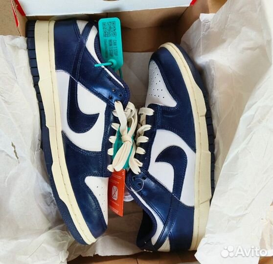 Nike dunk low midnight navy and white poizon