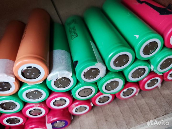 Li-ion Литий-Ионный аккумулятор 18650 3.7 / 4.2 В