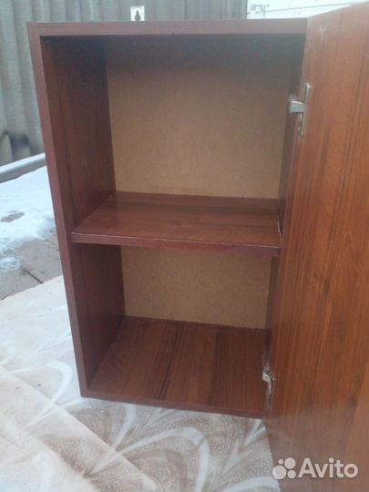 Полка подвесная настенная