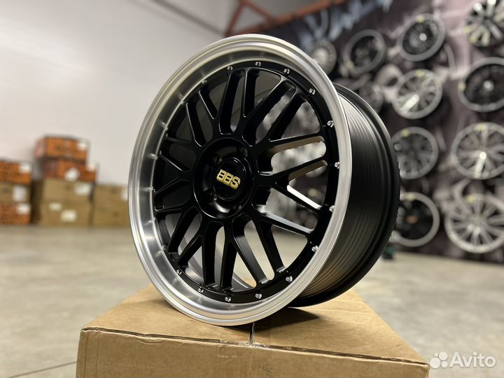 Диски 8x18 5x114.3 ET35
