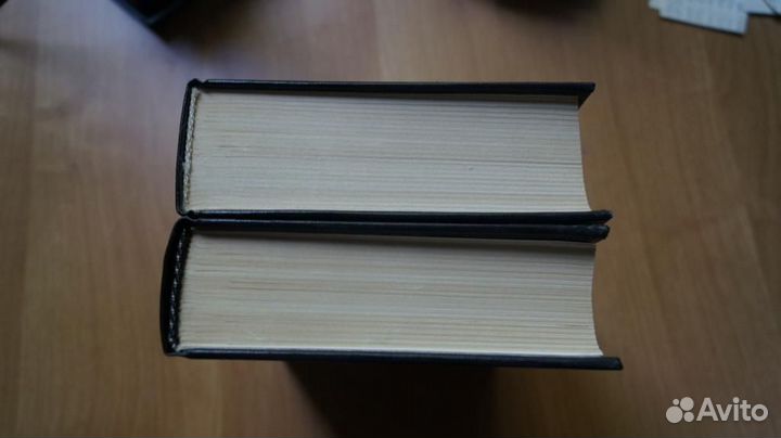 Вильям Шекспир Комедии.Хроники.Трагедии в 2 томах