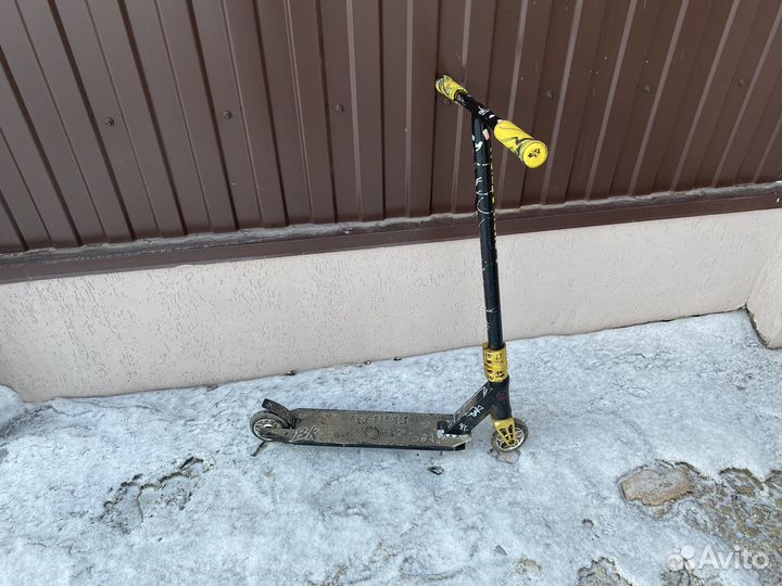 Трюковой самокат