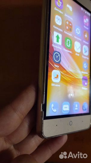 Телефон ZTE