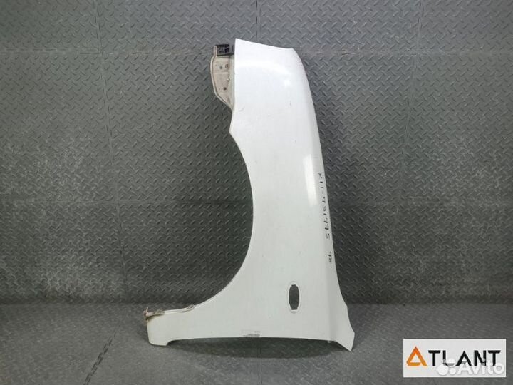 Крыло переднее левое nissan march