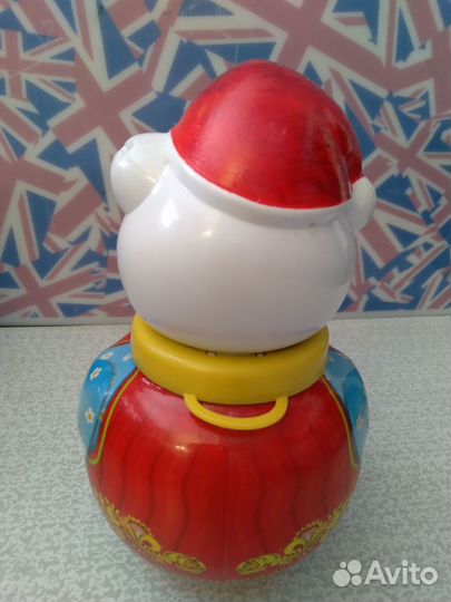 Игрушка-неваляшка