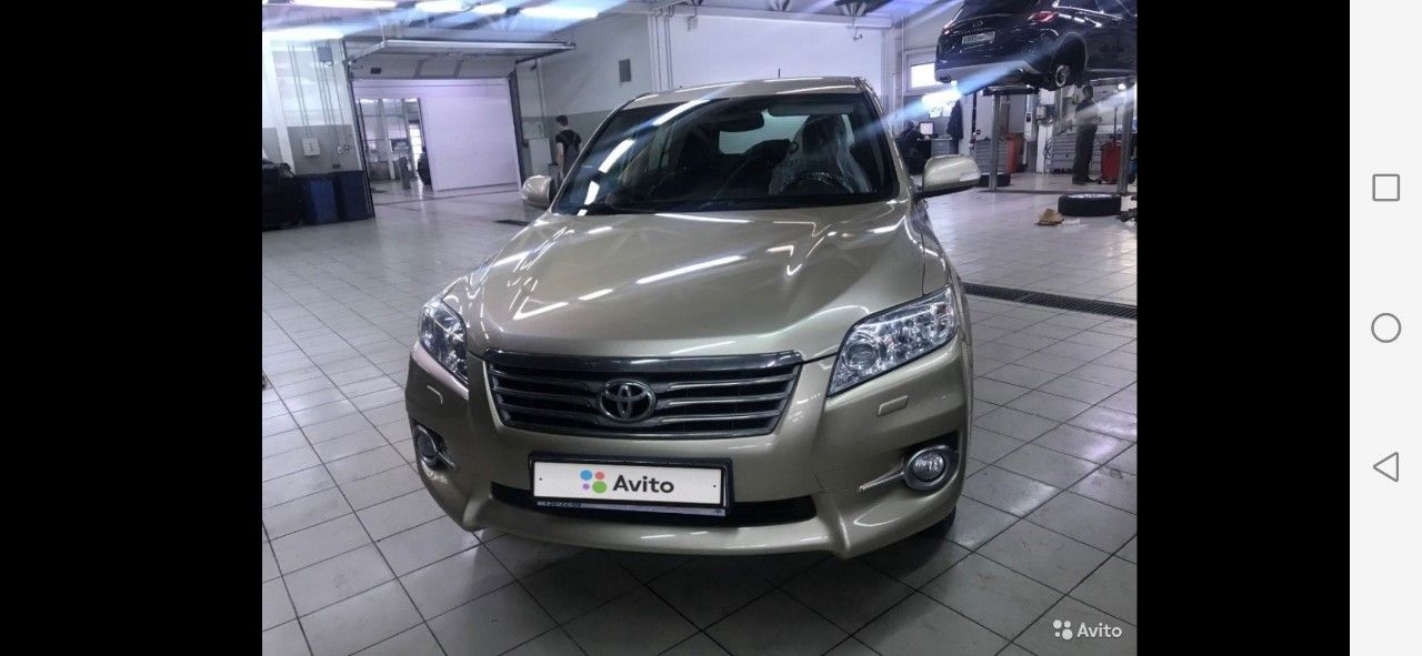 Toyota RAV4: фото владельца