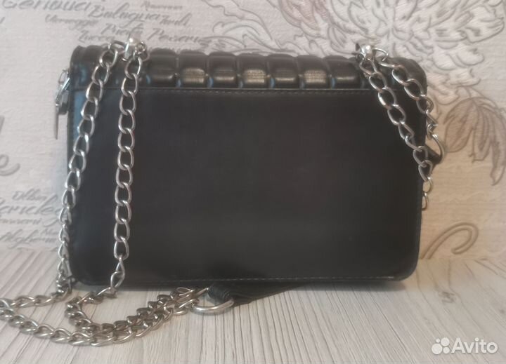 Сумка женская через плечо чёрная клач