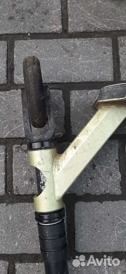 Трюковой самокат