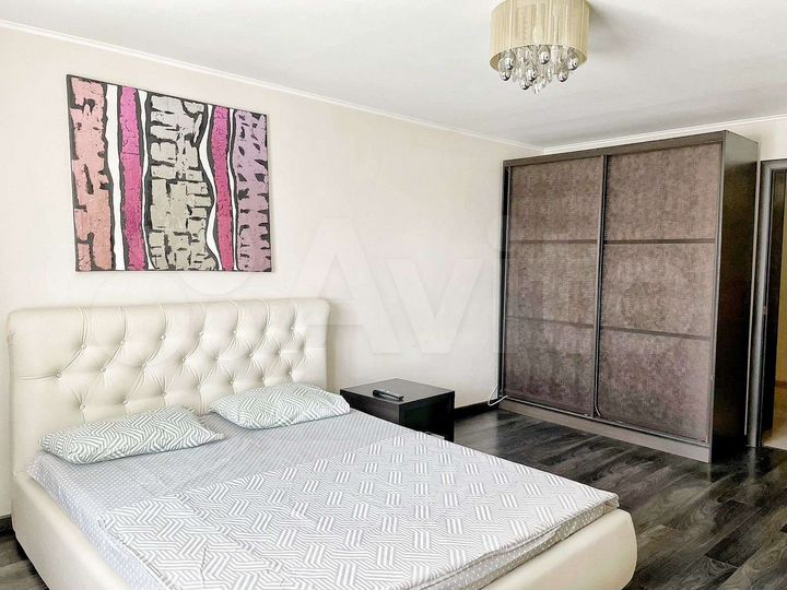 2-к. квартира, 65 м², 7/14 эт.