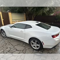 Chevrolet Camaro 2.0 AT, 2016, битый, 158 000 км, с пробегом, цена 1 900 000 руб.