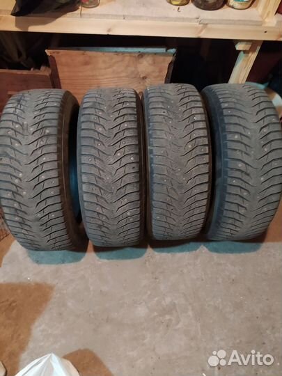 Kumho WinterCraft Ice WI31 205/60 R16