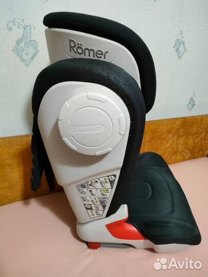 Детское автокресло