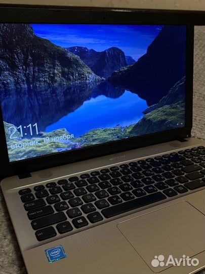 Ноутбук Asus D541N