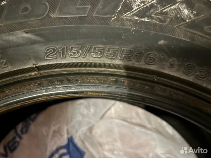 Bridgestone Blizzak Spike-01 215/55 R16 93S