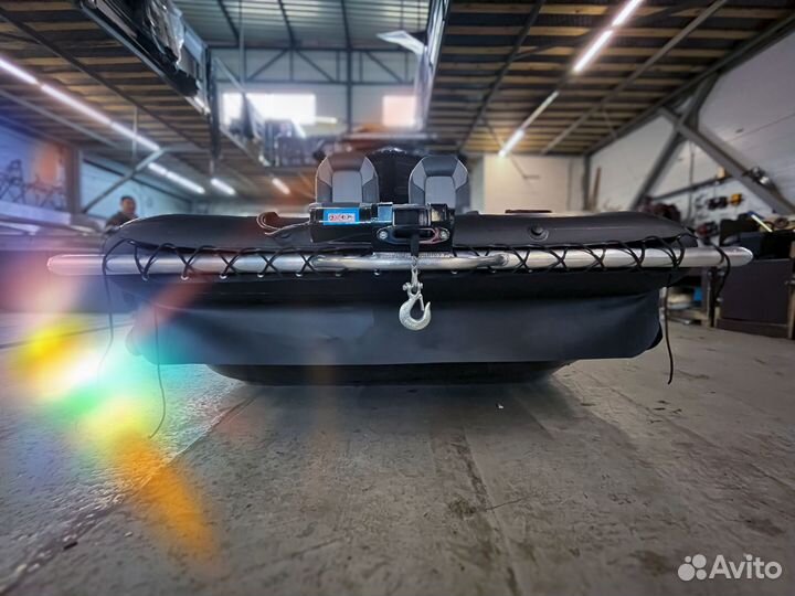 Аэролодка Бриз 550 с 2 доп. сидениями