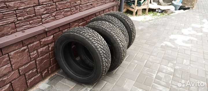 Kormoran SUV Stud 225/60 R17 103T