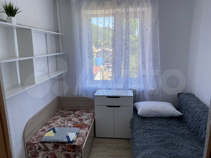 3-к. квартира, 50 м², 4/4 эт.