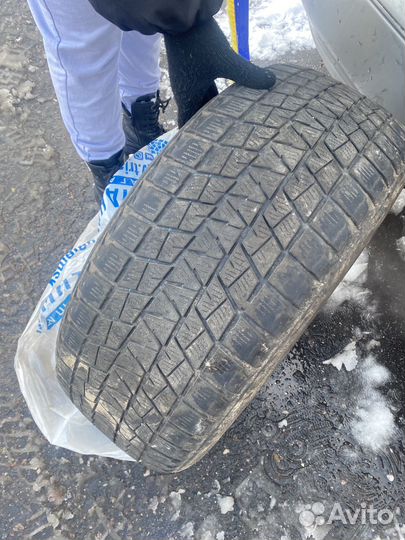 Blackarrow P09 215/55 R17 97R
