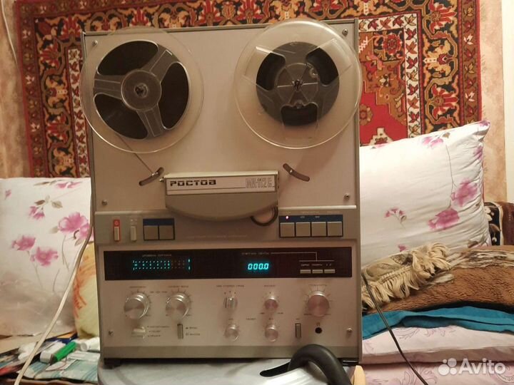 Катушечный магнитофон