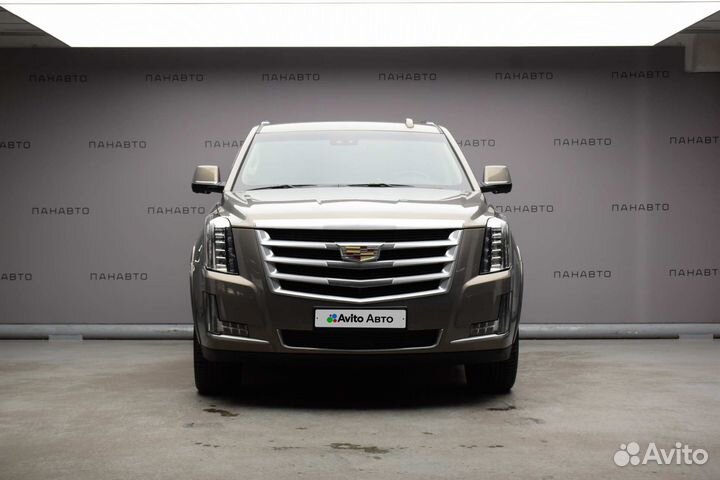 Cadillac Escalade 6.2 AT, 2018, 130 816 км