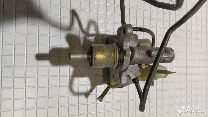 Главный тормозной цилиндр BMW X5 E53