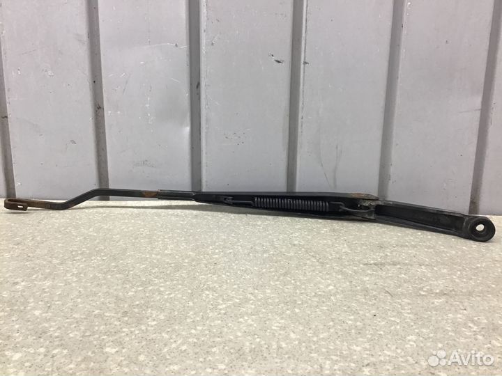 Поводок стеклоочистителя передний левый Chevrolet